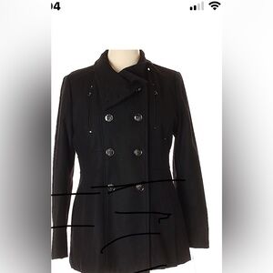 Fun, retro pea style coat.
